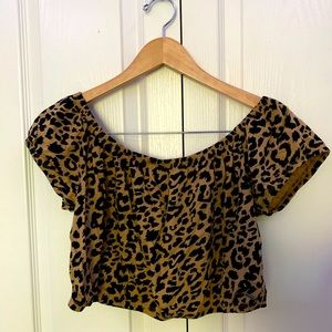 hollister cheetah print off the shoulder top